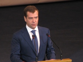 Медведев, фото http://proavtomobil.ru