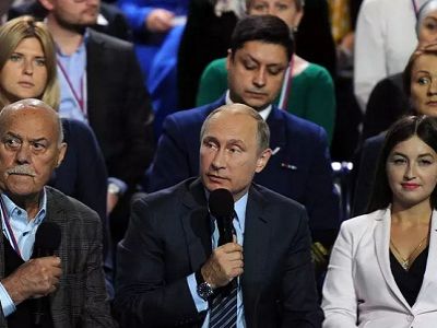 В.Путин на форуме ОНФ "За доступную и качественную медицину!" Фото: kremlin.ru