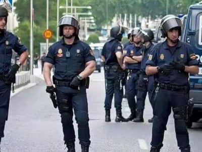 Полиция Испании. Фото: Tv.ua