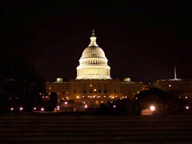 Капитолий, Вашингтон. Фото с сайта geocities.com/bgccdc/ (с)