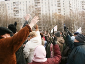 Митинг жителей улицы 26-ти Бакинских комиссаров. Фото: Новая газета
