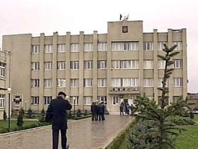 Парлмаент Чечни. Фото с сайта lenta.ru